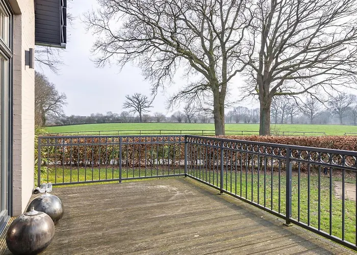 Semesterbostad Buchenhof Delingsdorf